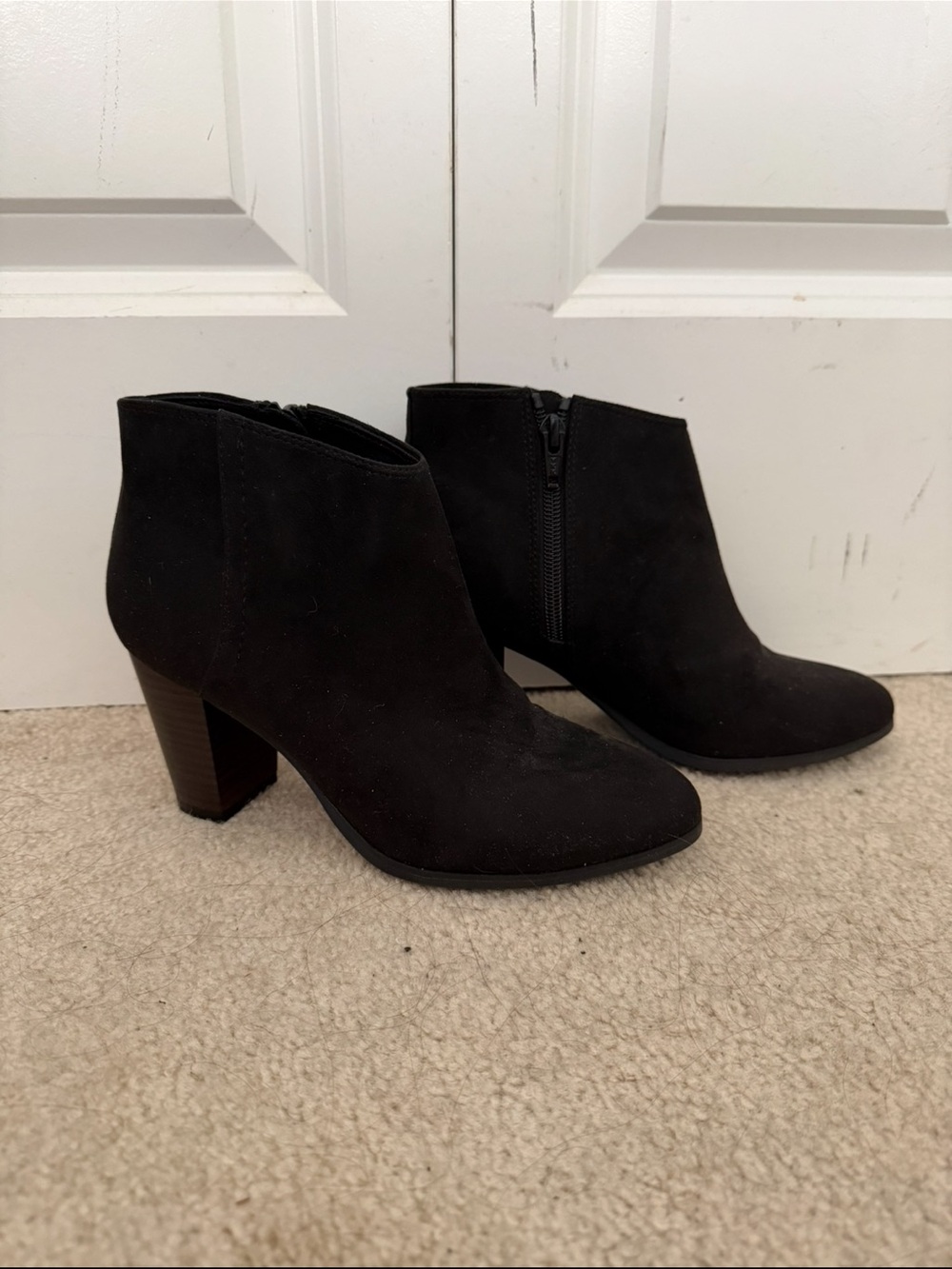 Old Navy Black Ankle Boots